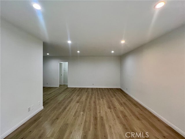 Building Photo - 1422 N Fairfax Ave