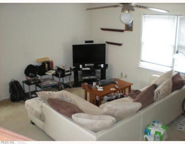 Foto del edificio - 537 W 20th St