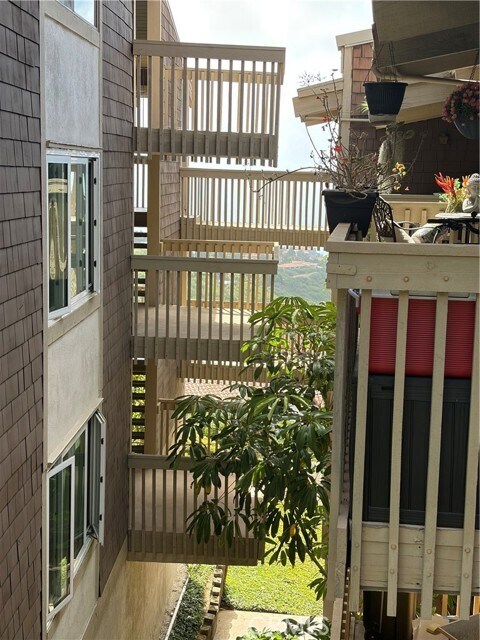 Foto del edificio - 6542 Ocean Crest Dr