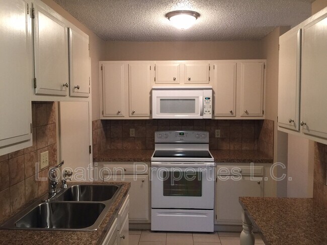 Building Photo - 2107 Quail Creek Dr