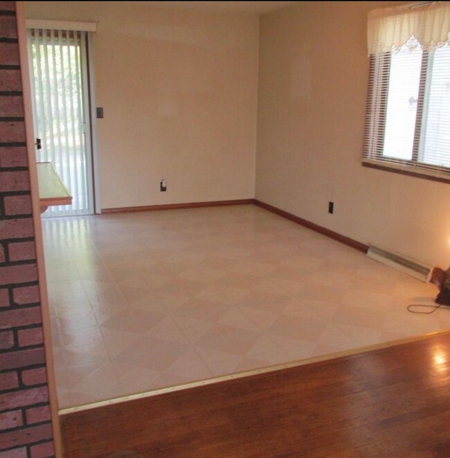 Building Photo - 3122 IN-26