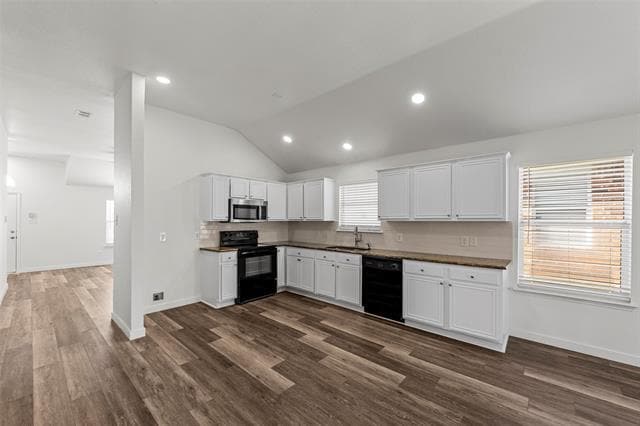 Building Photo - 108 Lakefront Dr