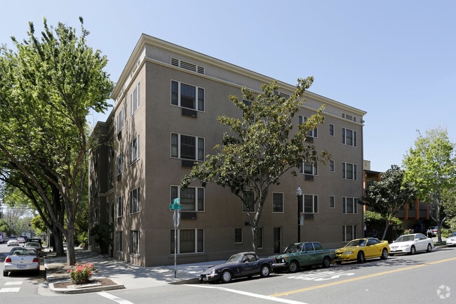 Building Photo - Auslander Apartments
