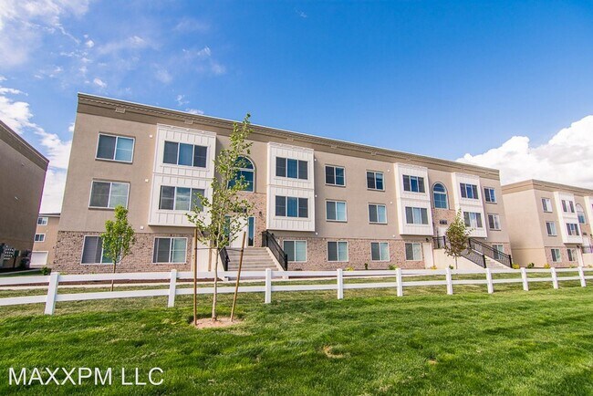 Building Photo - 3 br, 2 bath House - 797 E 550 S #203