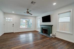 Foto del edificio - 425 W 21st St