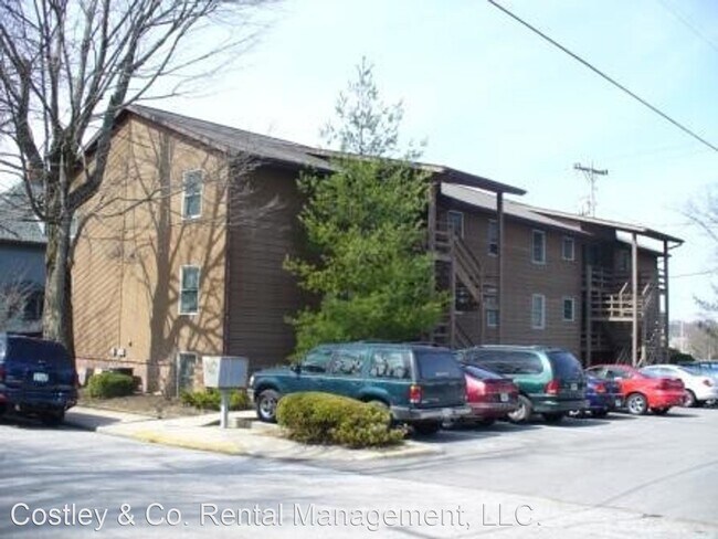 Building Photo - 2 br, 1 bath House - 527 East Smith Avenue