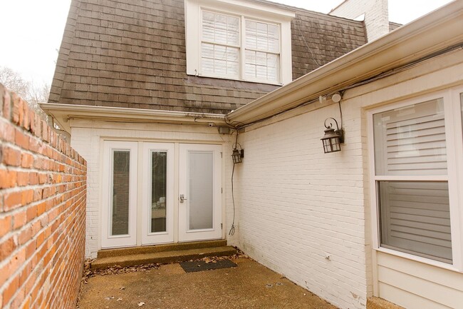 Building Photo - 1610 Peabody Ave