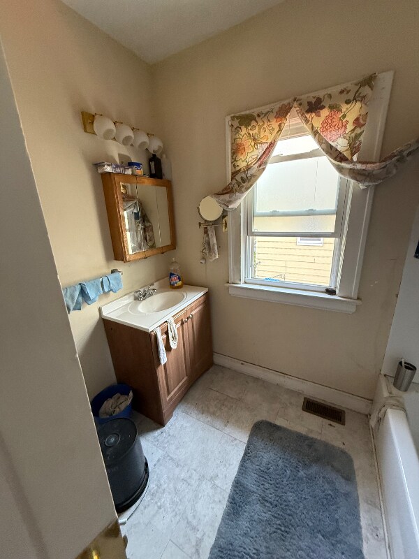 Building Photo - 13509 Edgewood Ave