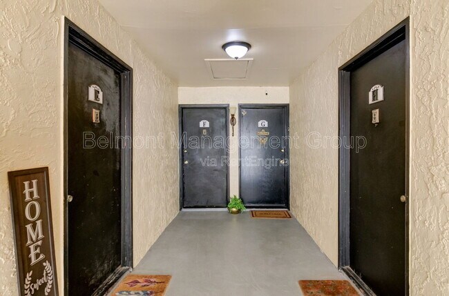 Foto del edificio - 944 N Lake Destiny Rd
