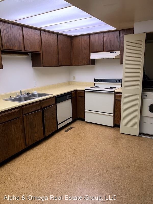 Foto del edificio - 289-295 Cline Ave