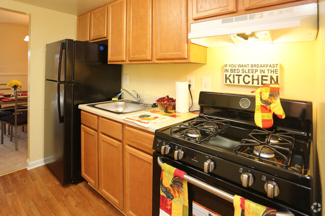 Fully Equipped Kitchens - The Fields of Rockville