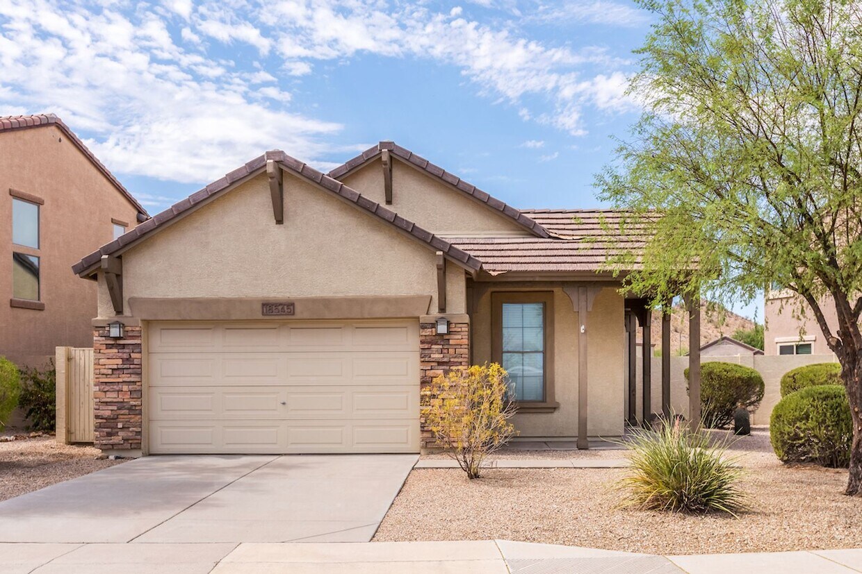 Primary Photo - Incredible community amenities Estrella Mo...