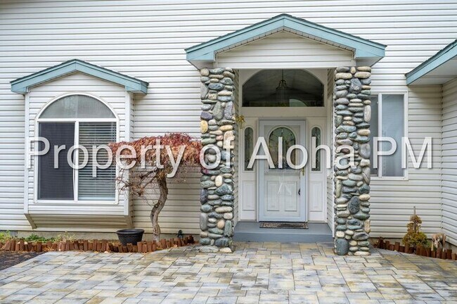 Foto del edificio - 108 Lakeshore Dr