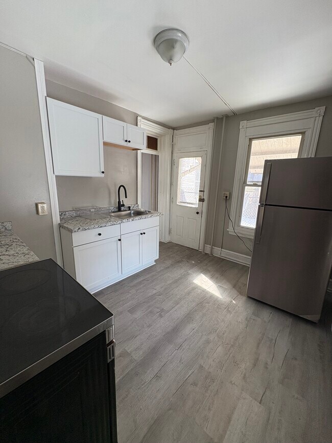 Foto del edificio - 942 Franklin St