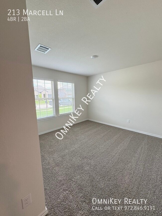 Building Photo - 213 Marcell Ln