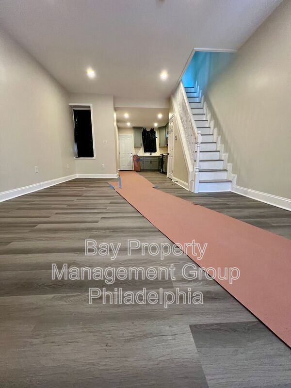 Foto del edificio - 5143 Ludlow St