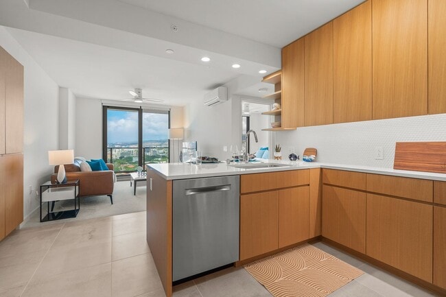 Foto del edificio - Fully furnished 1-bed, 1-bath, 1-parking a...