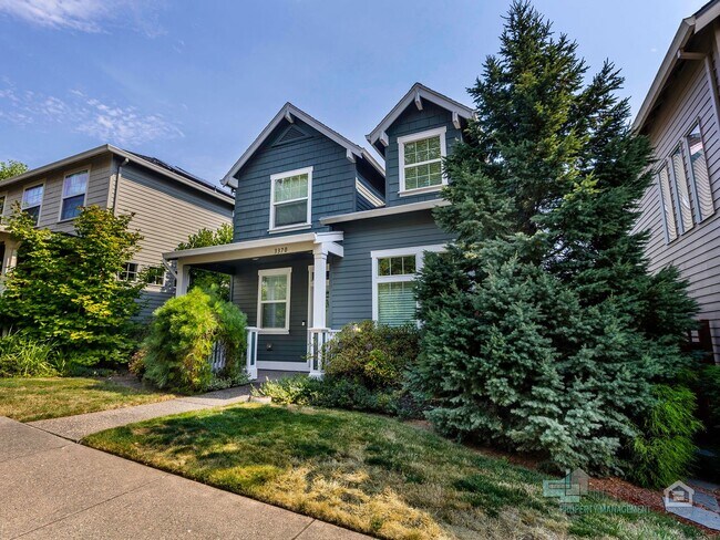 Foto del edificio - Beautiful 3 Bed/3 Bath Home!