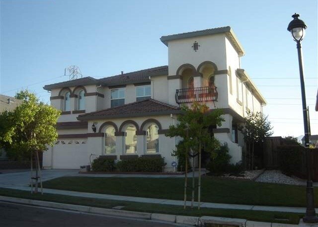 Building Photo - 2649 Torrey Pines Dr