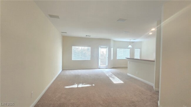 Building Photo - 9351 Pinewood Ridge St