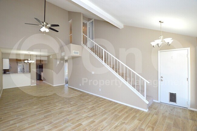 Building Photo - 14002 N 49th Ave
