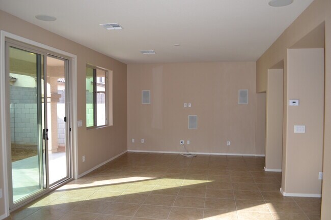 Foto del edificio - 1715 W Pelican Dr