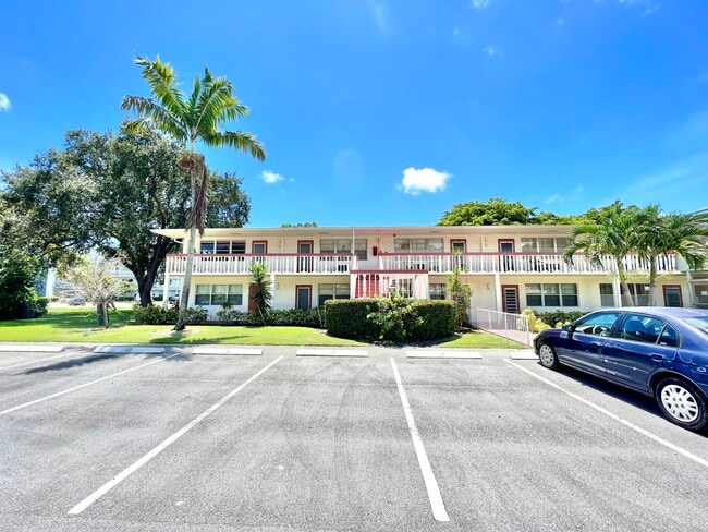 Building Photo - 3 Ventnor A Dr