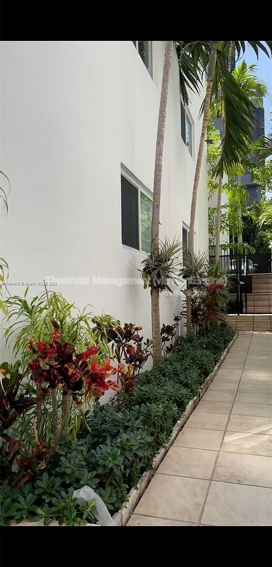 Foto del edificio - 150 SW 10th St