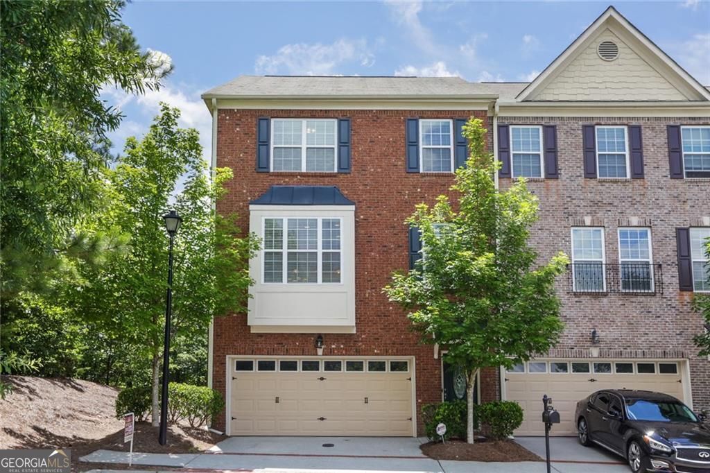 Foto principal - 5060 Windcrest Ln