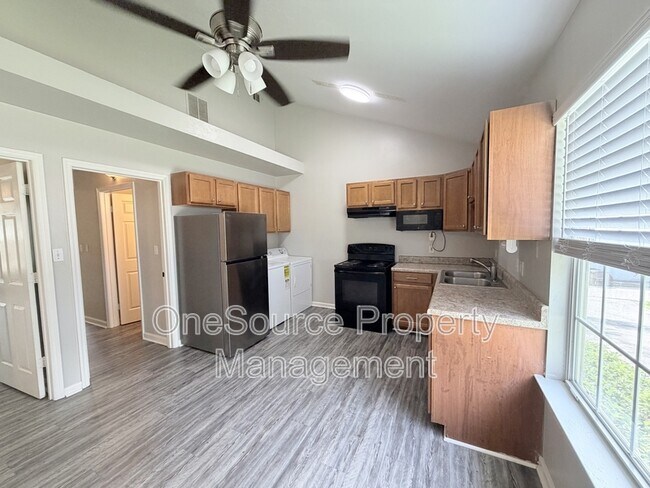 Foto del edificio - 1707 S Calhoun St