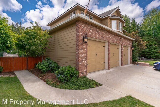 Foto del edificio - 5 br, 3 bath House - 2067 Maiden Lane