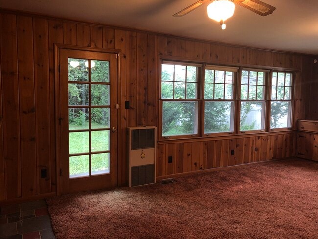 great room to back yard. - 711 N Blair Ave