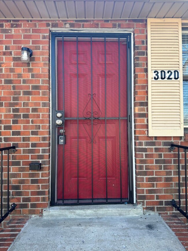 Foto del edificio - Freshly Renovated 2Bed / 1Bath in Nashville!