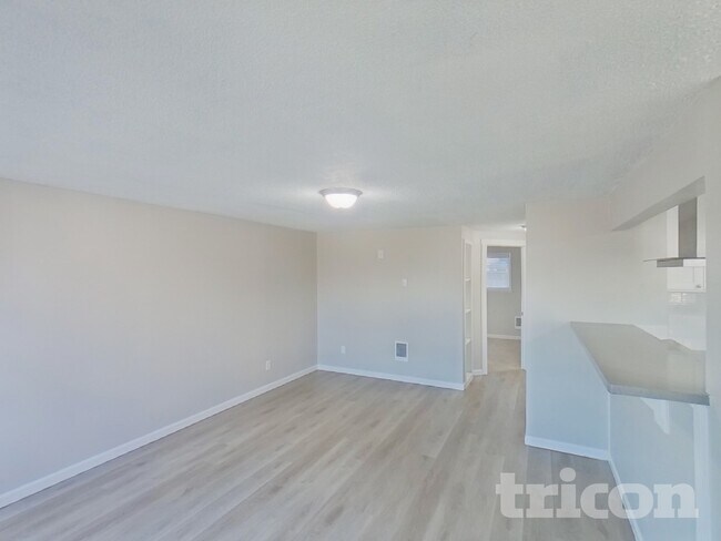 Foto del edificio - 4904 Pacific St SW