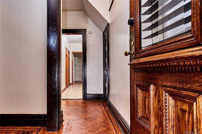 Foto del edificio - 3411 Farragut Rd