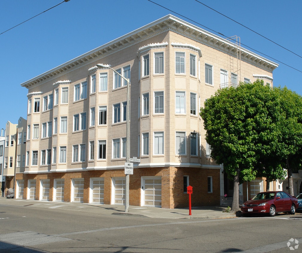 Building Photo - 3301 Broderick St