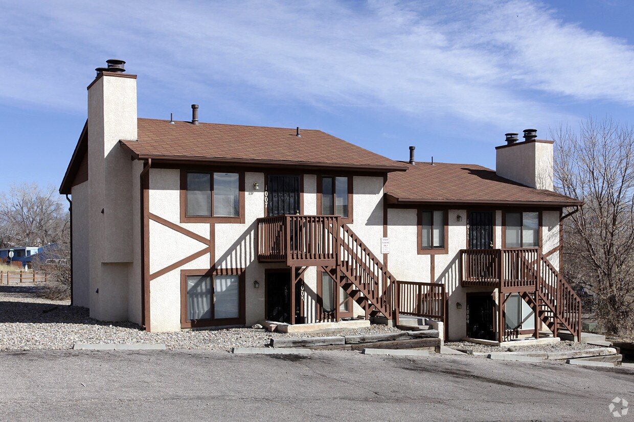 Building Photo - 1005 Western Dr