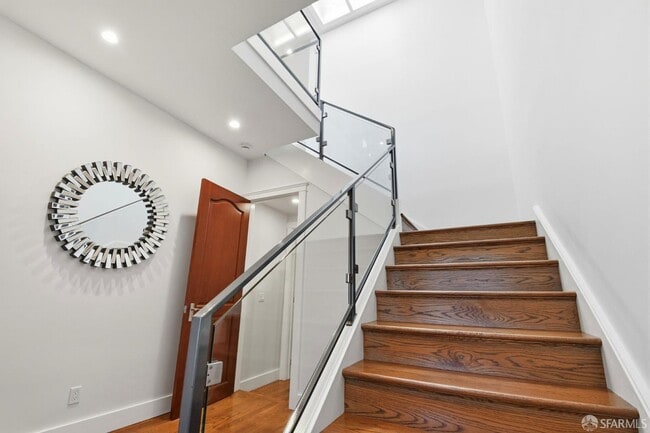 Foto del edificio - 526 Silver Ave