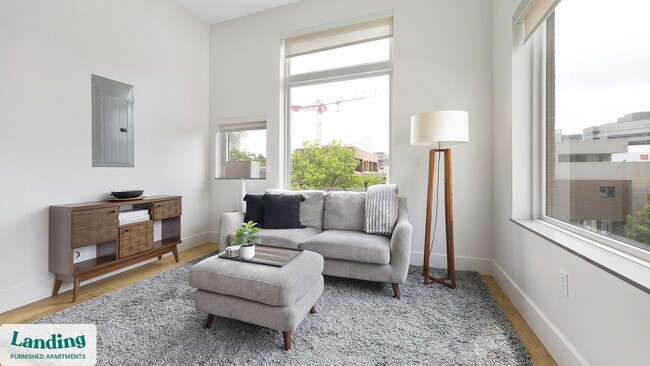 Building Photo - 135 Adams St