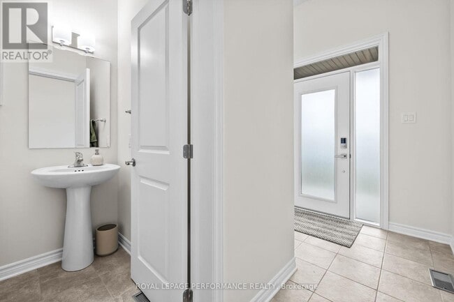 Photo du bâtiment - 370 Rue Labelle St