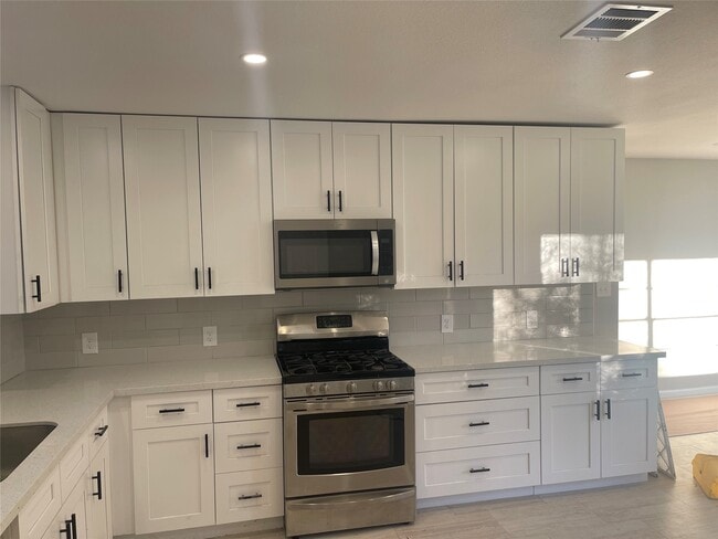 Building Photo - 9615 Vilven Ln