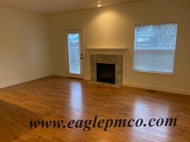 Foto del edificio - 934 Prospect St