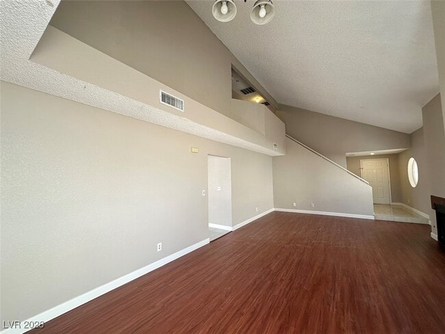 Foto del edificio - 120 Clifton Heights Dr