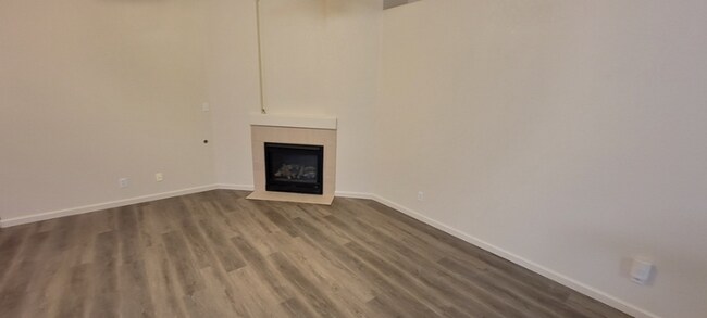 Foto del edificio - 740 Autumn Meadows Dr