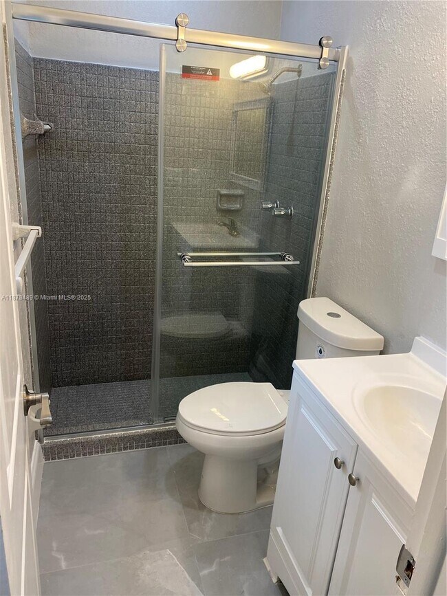 Foto del edificio - 280 SE 6th Ave