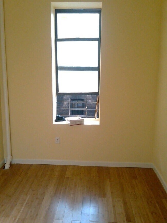 Building Photo - 506-510 W 150th St