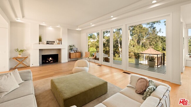 Foto del edificio - 282 Bentley Cir