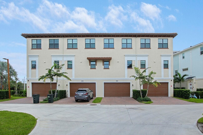Building Photo - 5109 Beckman Ter