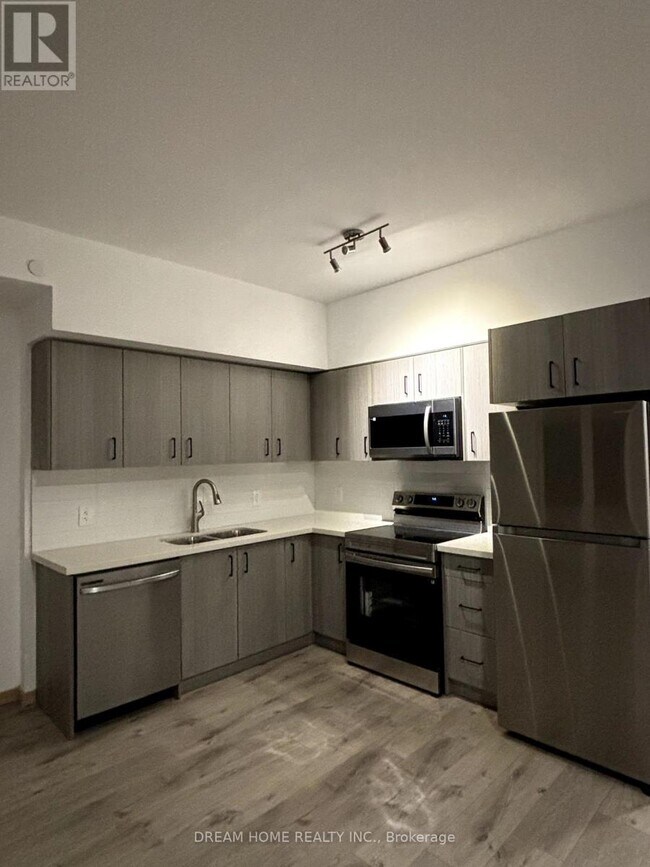 Photo du bâtiment - 3445-C33445 Sheppard Ave E