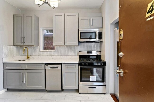 Photo - 475 Palisade Ave Apartment